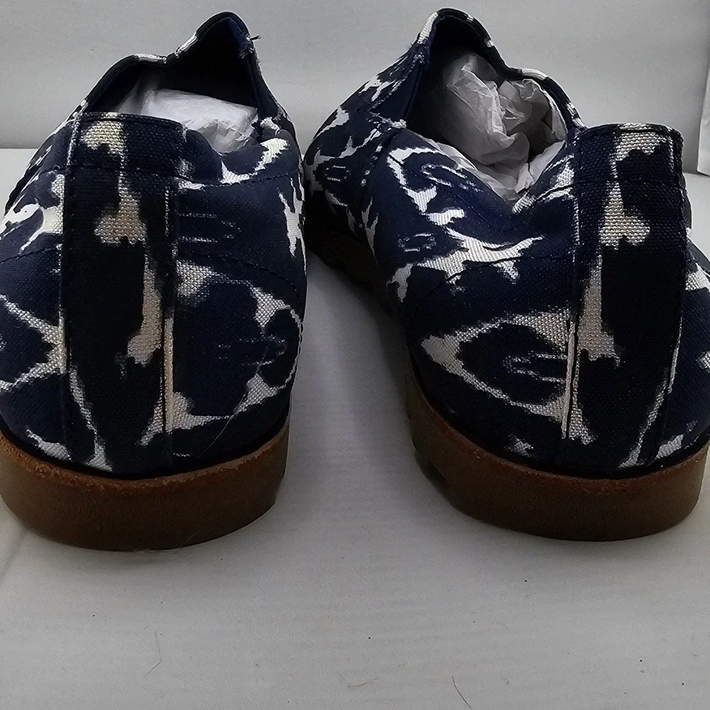 LLBean Womens Shoes Slip On Ikat Print Navy White Size 7‎ Medium Flat Espadrille - Picture 9 of 9